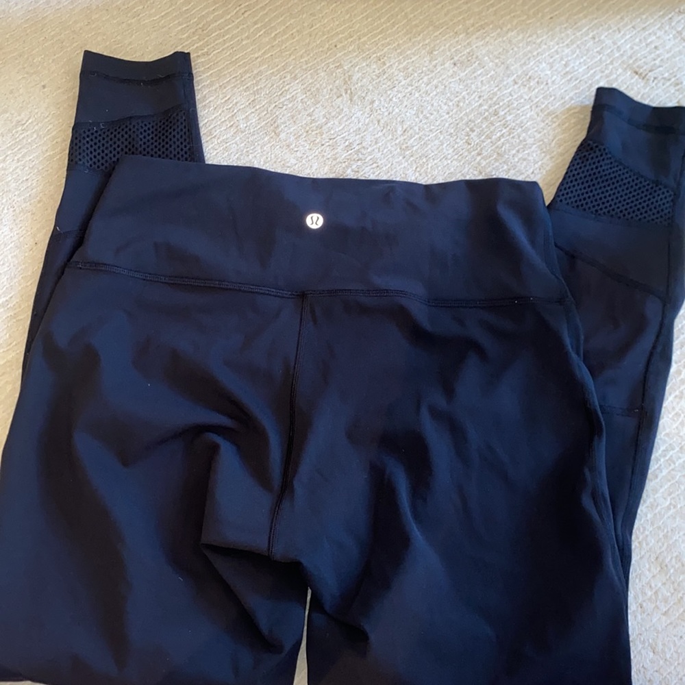 Lululemon leggings - Picture 4 of 6